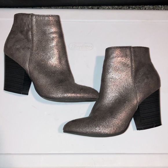 Eliana Block Heel Bootie Size 8.5 - Picture 3 of 4